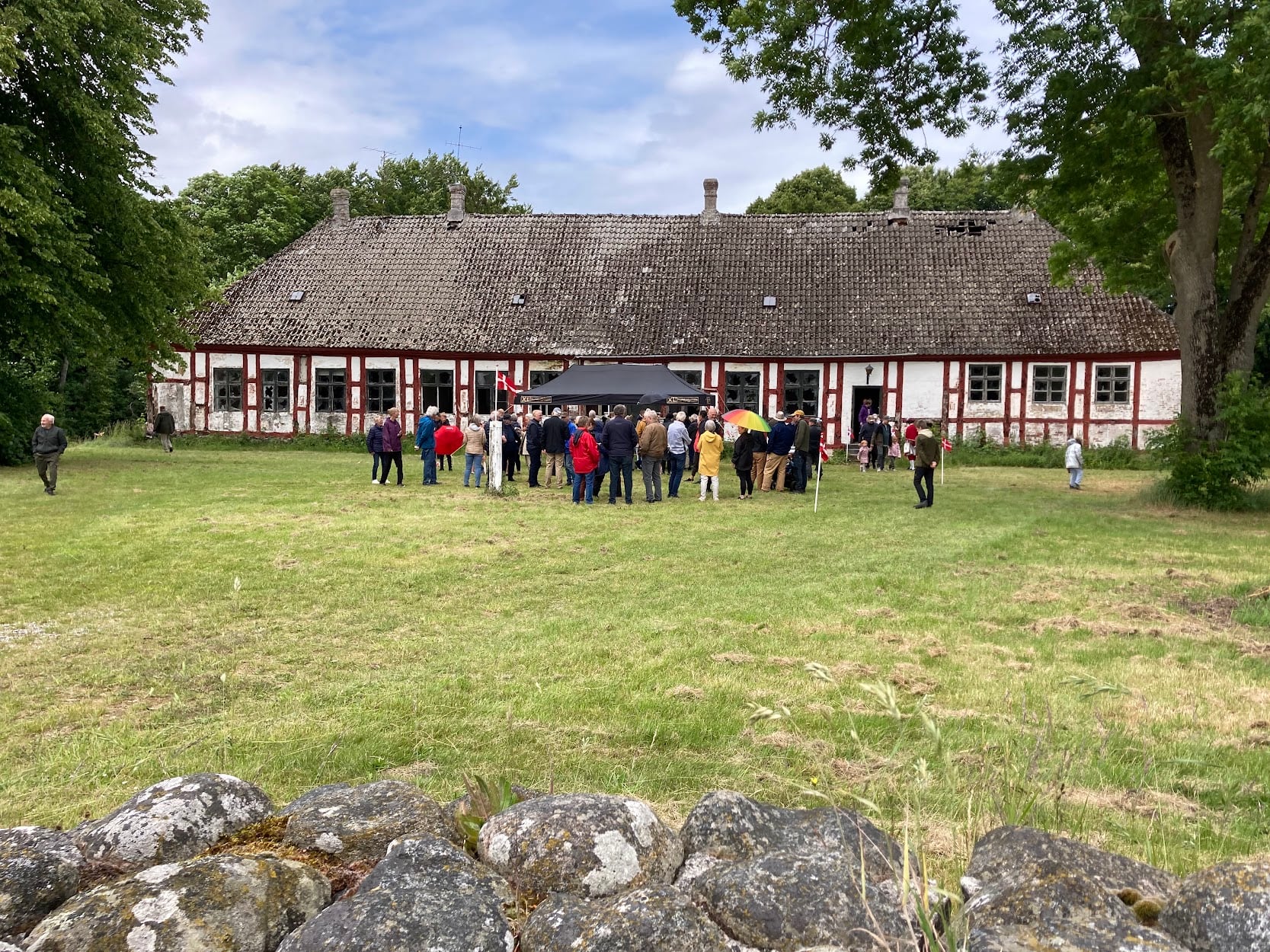 Gæster ved et åbent hus arrangement.